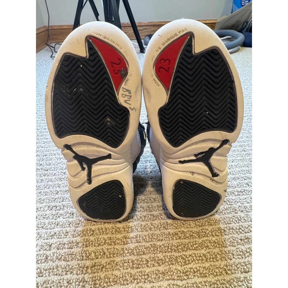 Nike Air Jordan 12 Retro Playoffs Size 13C Black White Red‎ Basketball Shoes
